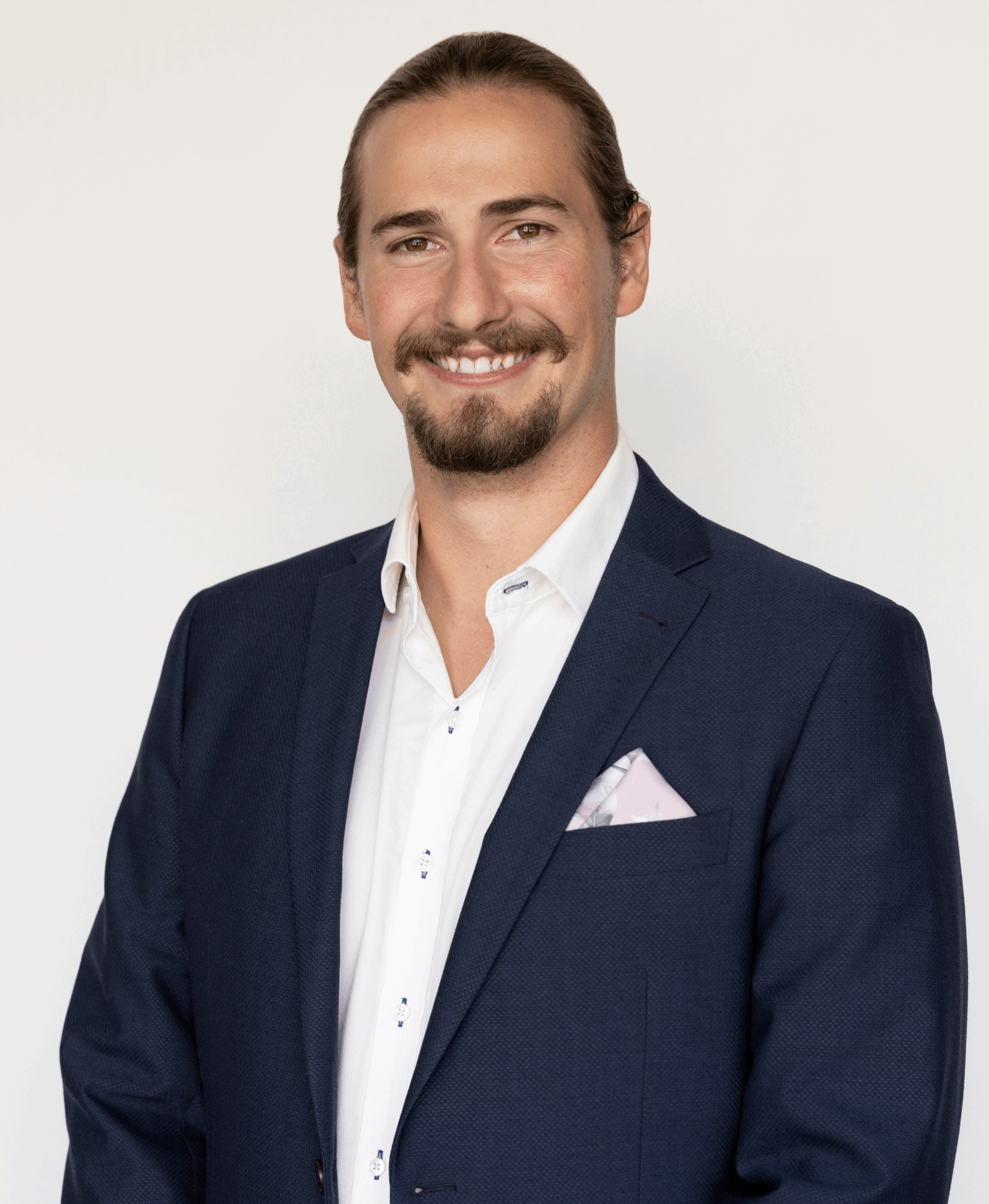 Peter Dziecol, PKTR Energy Software Developer, focuses on leveraging technology to create more efficient, sustainable, and affordable energy solutions.